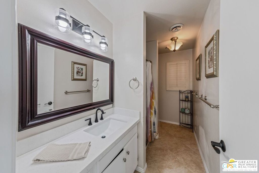 1181 E Estio Circle Property Photo 20