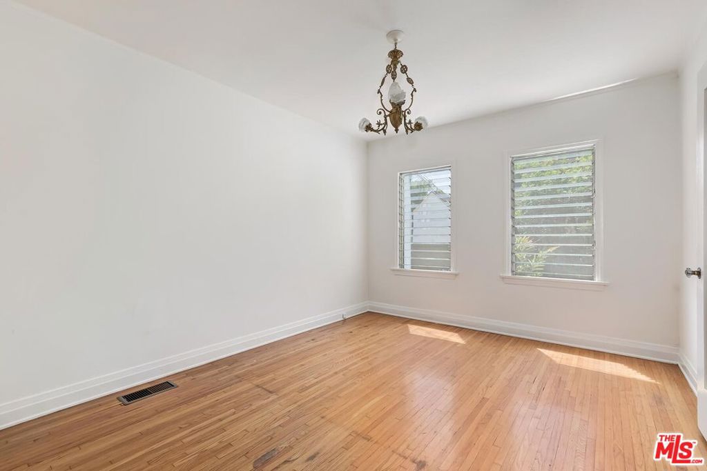 10626 Ohio Avenue Property Photo 13
