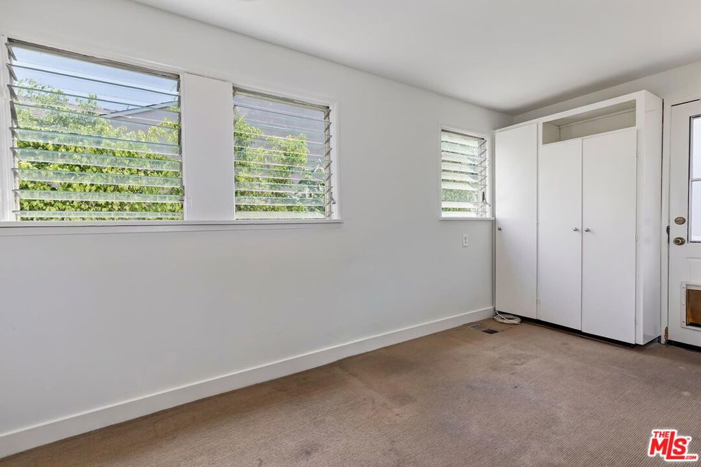 10626 Ohio Avenue Property Photo 15