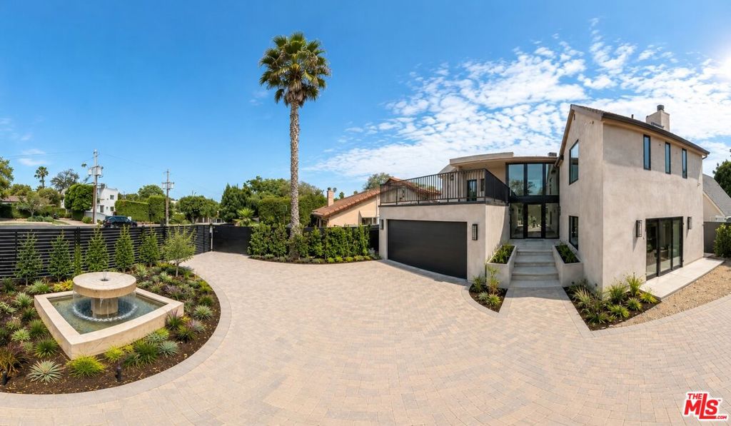 12518 W Sunset Boulevard Property Photo 4