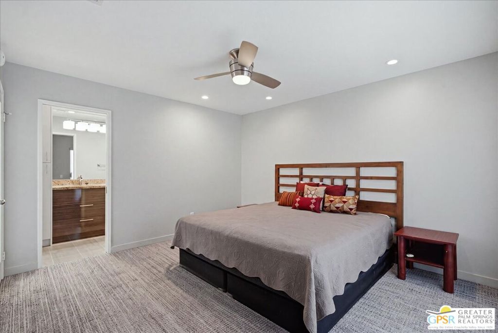 1150 E Amado Road 16b2 Property Photo 16