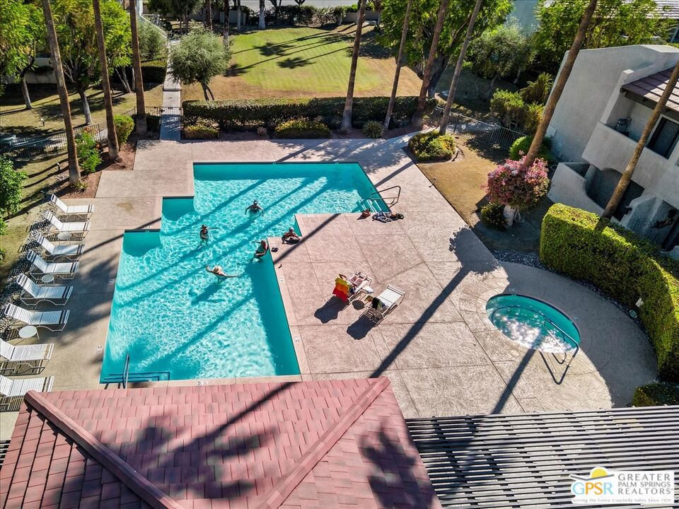 1150 E Amado Road 16b2 Property Photo 22