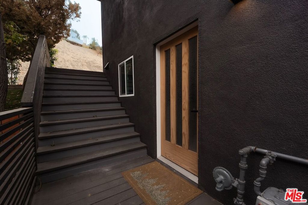 5211 Baza Avenue Property Photo 25