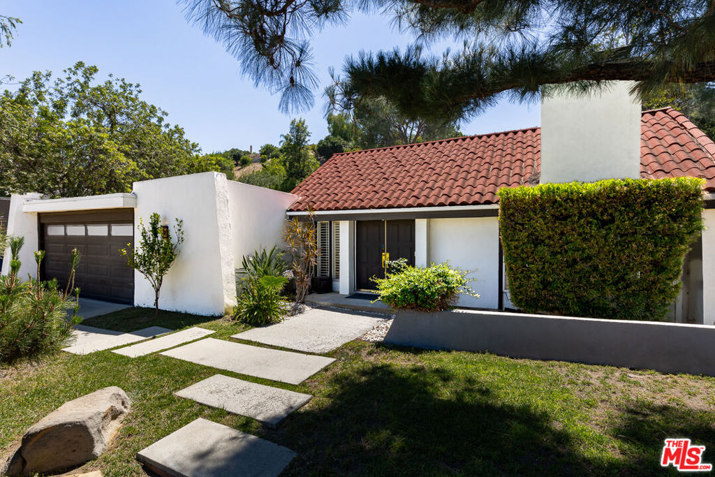 4101 Tarrybrae Terrace Property Photo 2