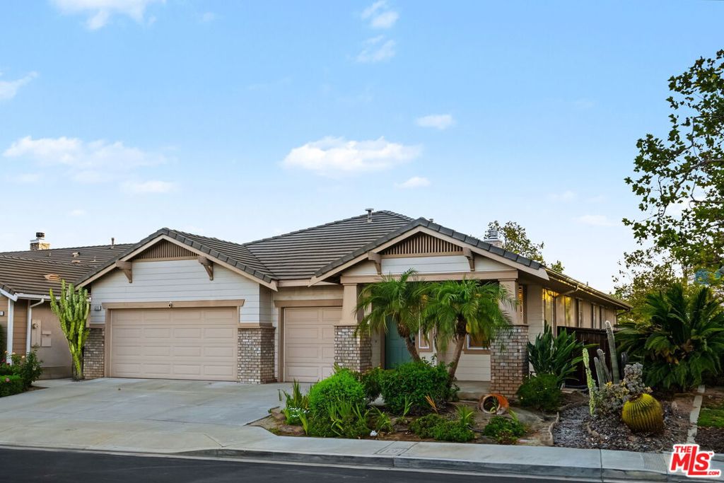 5711 Citrus Ranch Circle Property Photo 3