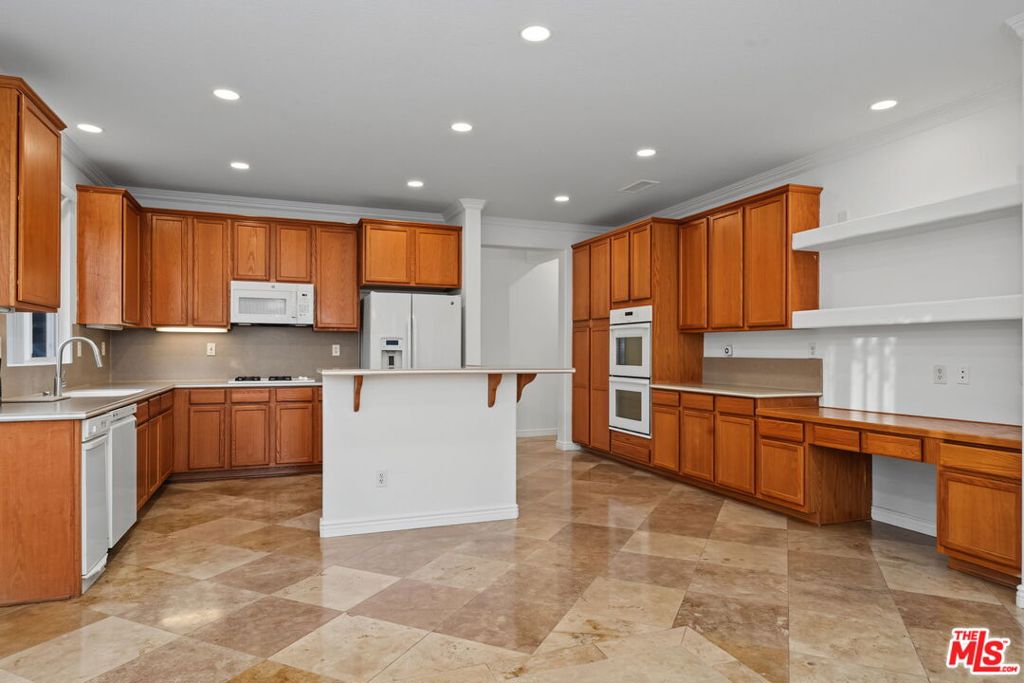 5711 Citrus Ranch Circle Property Photo 13