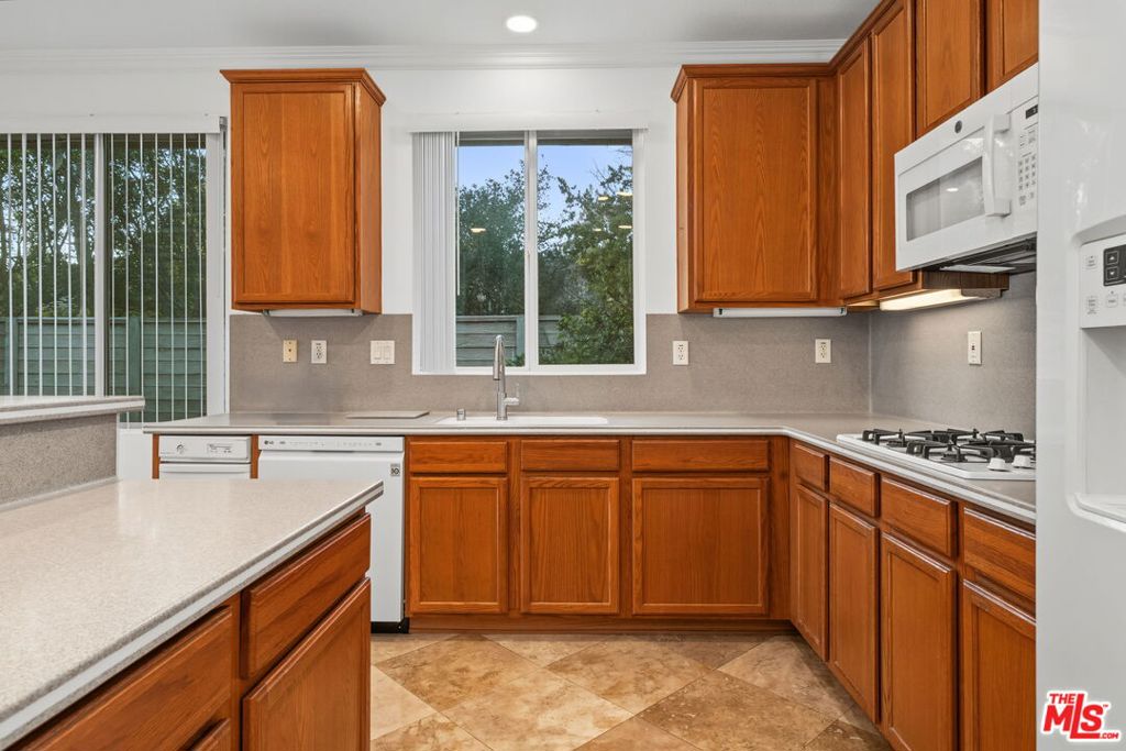 5711 Citrus Ranch Circle Property Photo 14