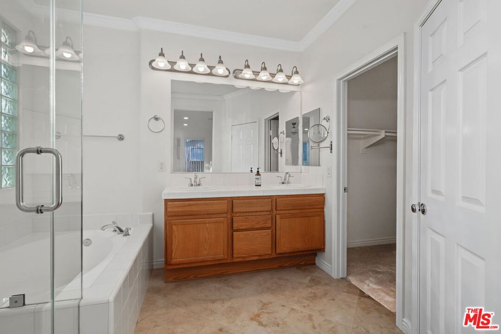 5711 Citrus Ranch Circle Property Photo 19