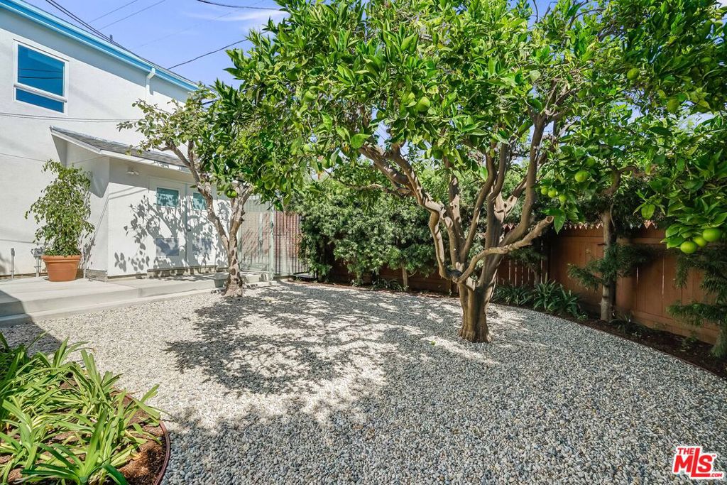 1780 Midvale Avenue Property Photo 4