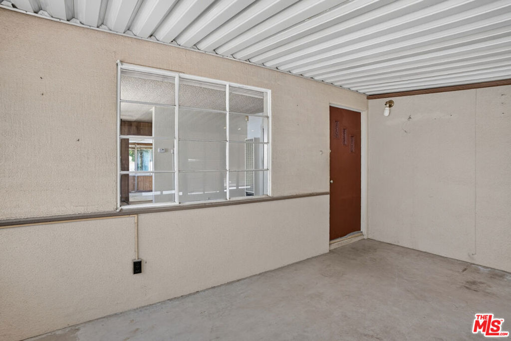 38444 31st East Property Photo 12