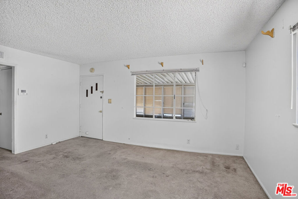 38444 31st East Property Photo 17