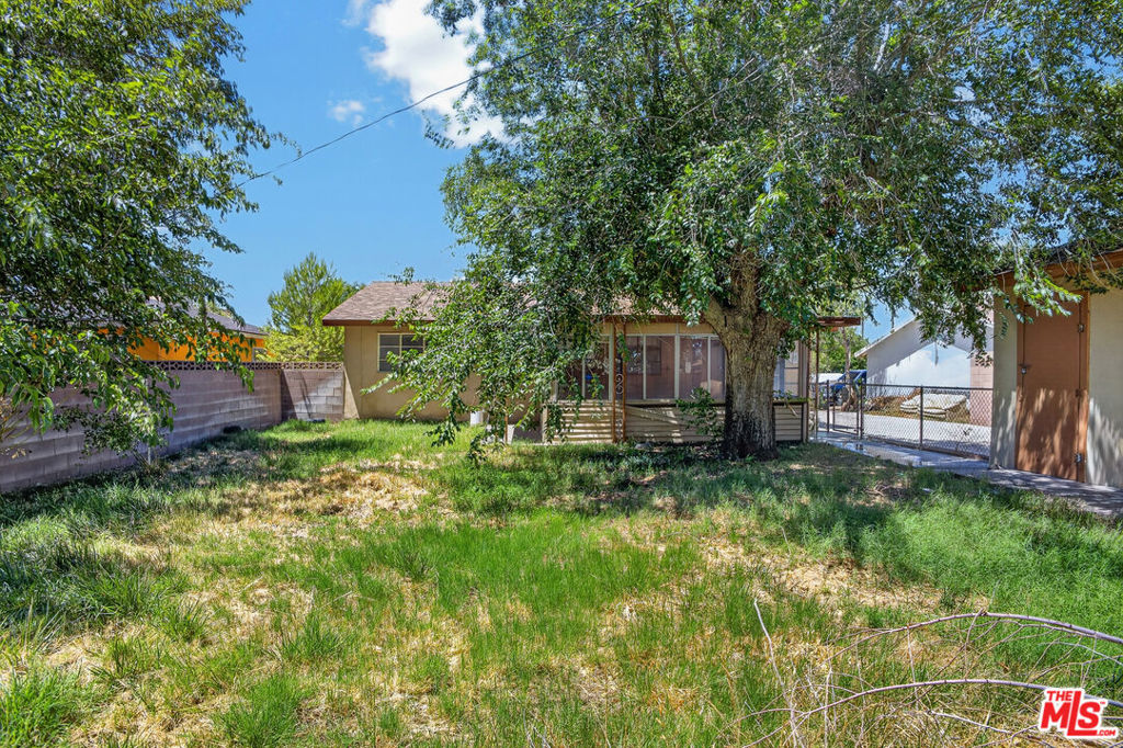 38444 31st East Property Photo 39