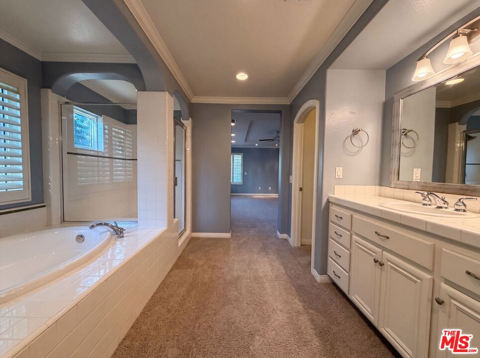 25701 Chestnut Way Property Photo 22