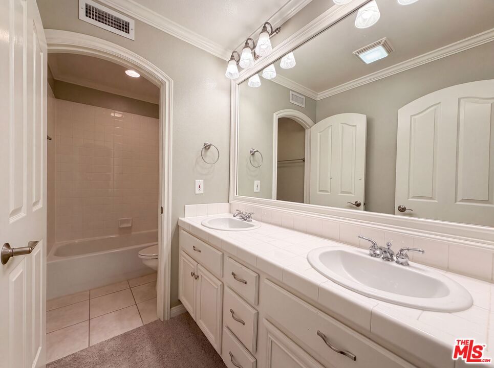 25701 Chestnut Way Property Photo 23
