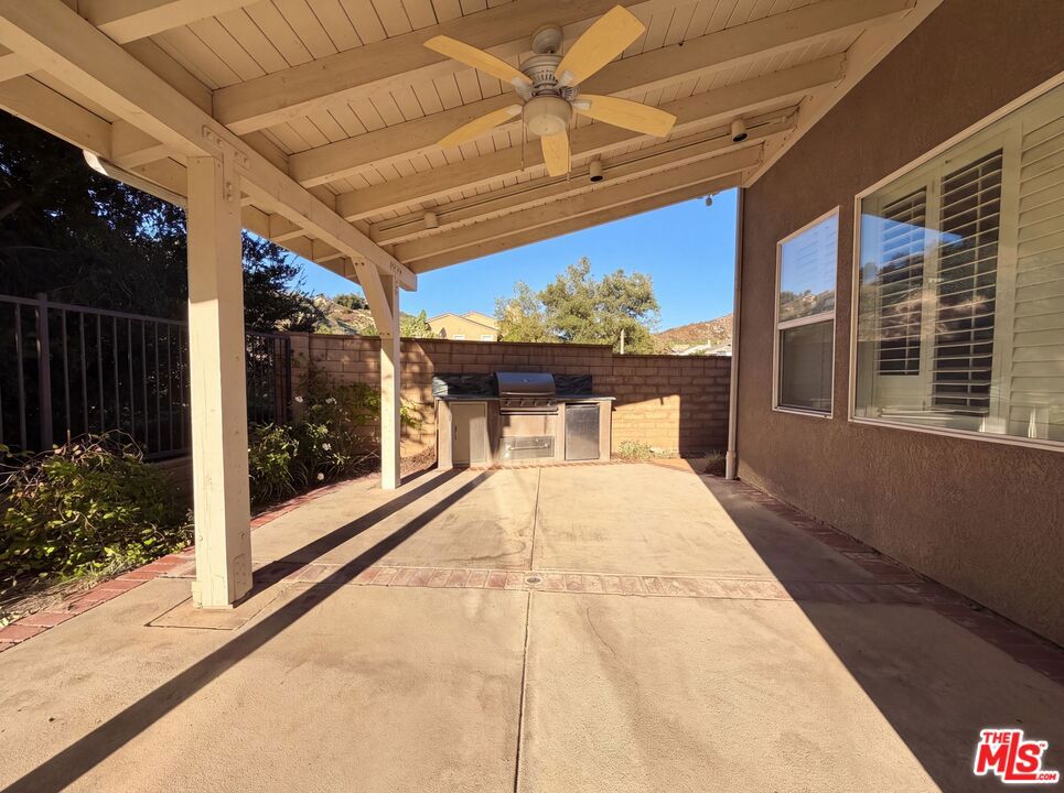 25701 Chestnut Way Property Photo 33