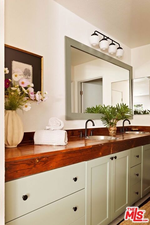 2018 Griffith Park Boulevard 116 Property Photo 19