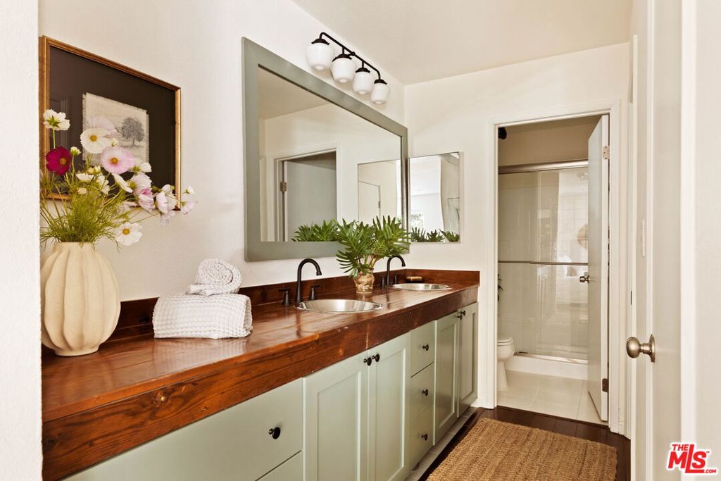 2018 Griffith Park Boulevard 116 Property Photo 21