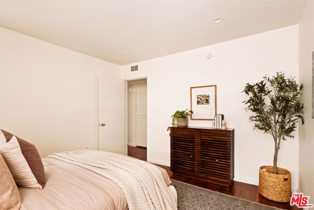 2018 Griffith Park Boulevard 116 Property Photo 25