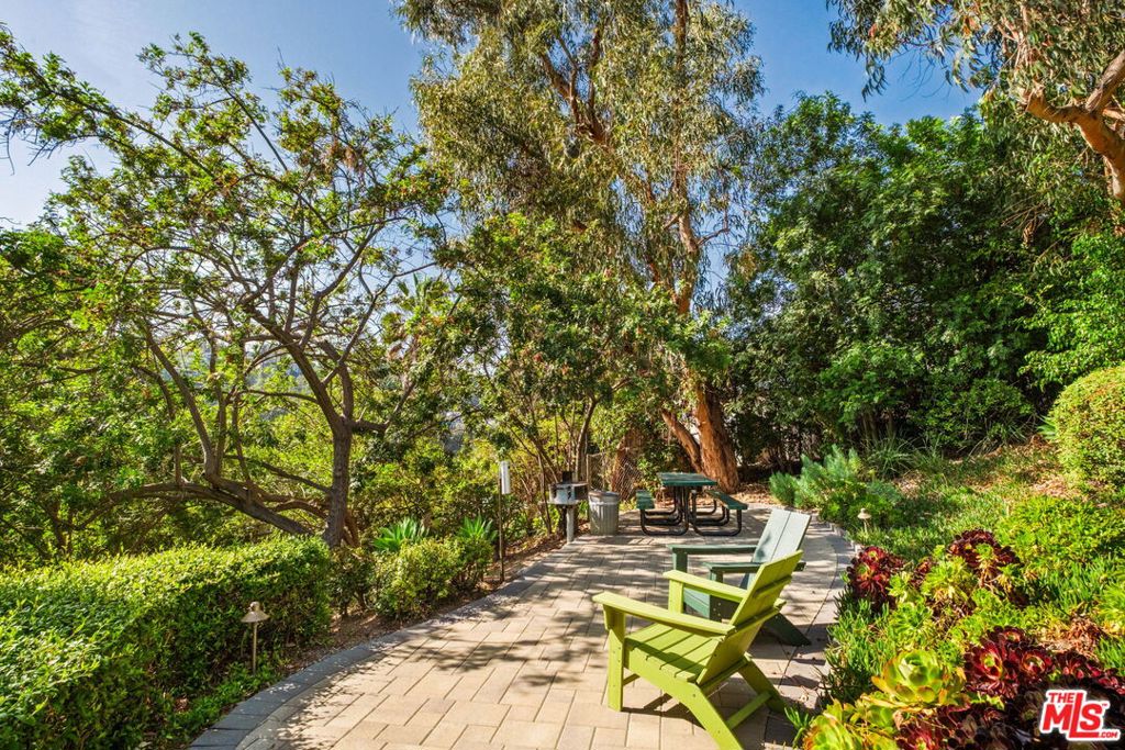 2018 Griffith Park Boulevard 116 Property Photo 32
