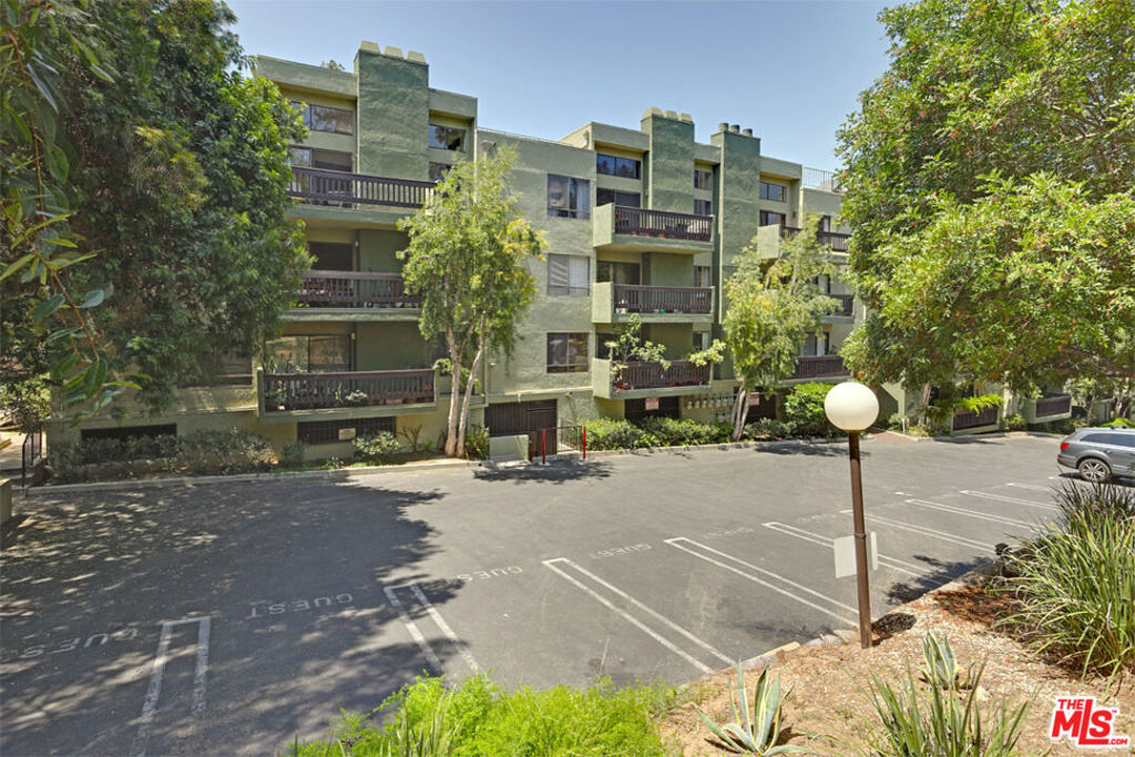 2018 Griffith Park Boulevard 116 Property Photo 34
