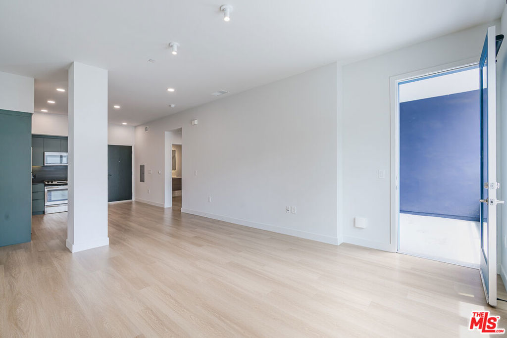 10601 Washington Boulevard 203 Property Photo 6