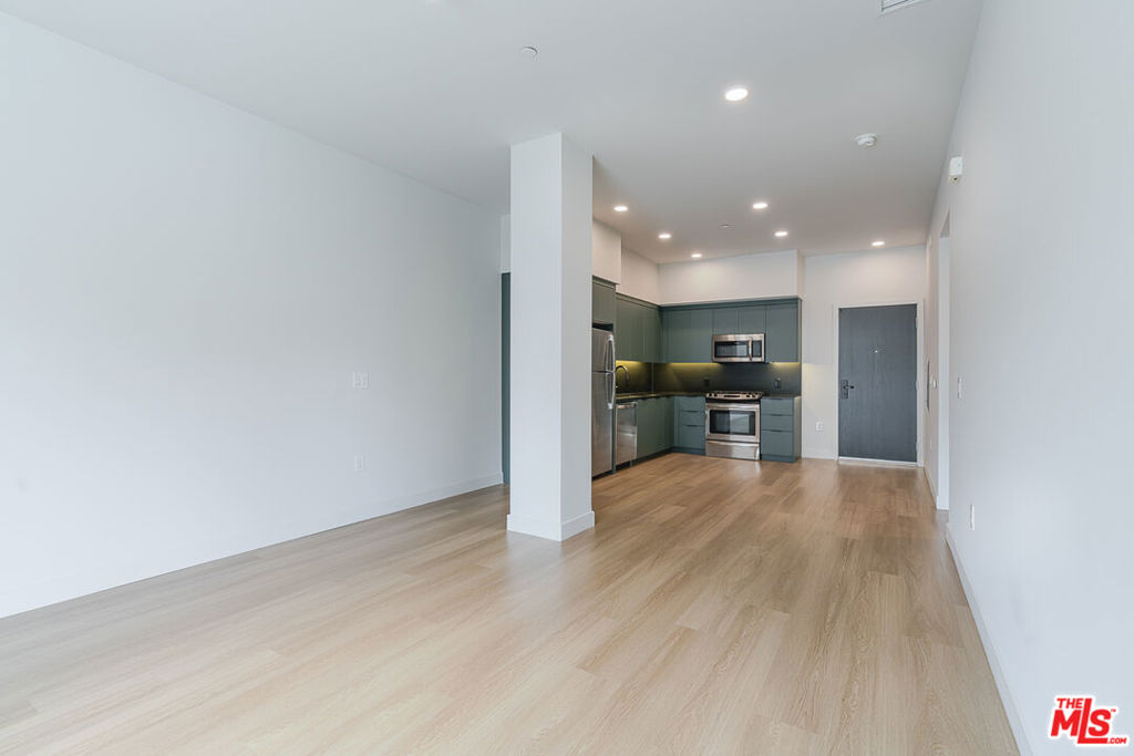 10601 Washington Boulevard 203 Property Photo 7