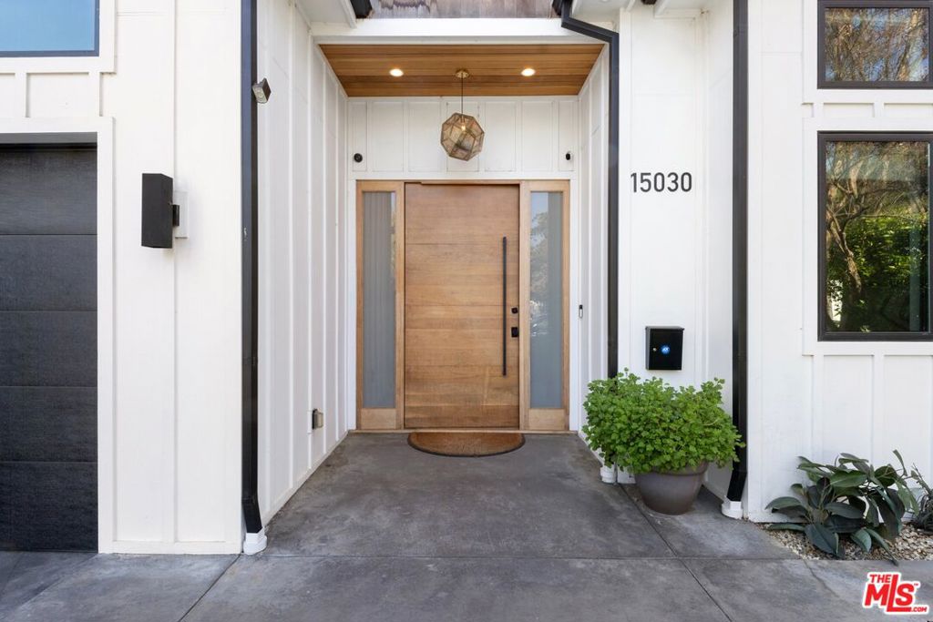 15030 Hartsook Street Property Photo 4