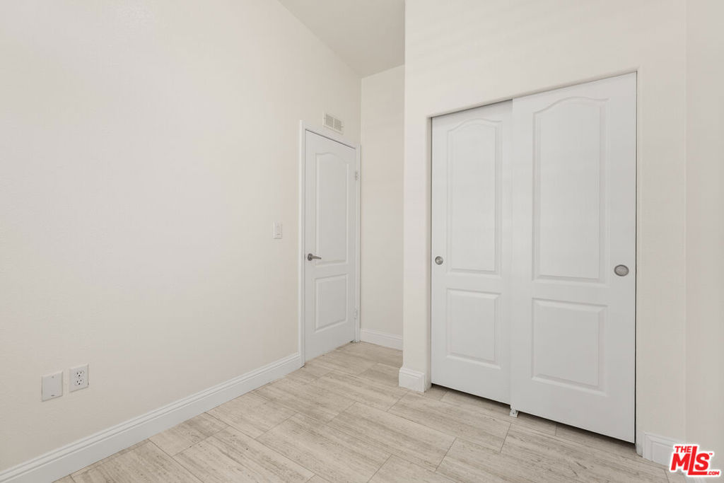 8250 Lankershim Boulevard 186 Property Photo 11
