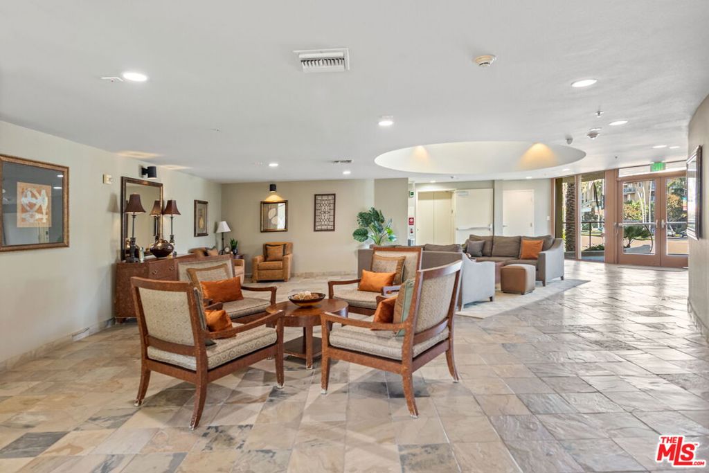 13200 Pacific Promenade 438 Property Photo 23