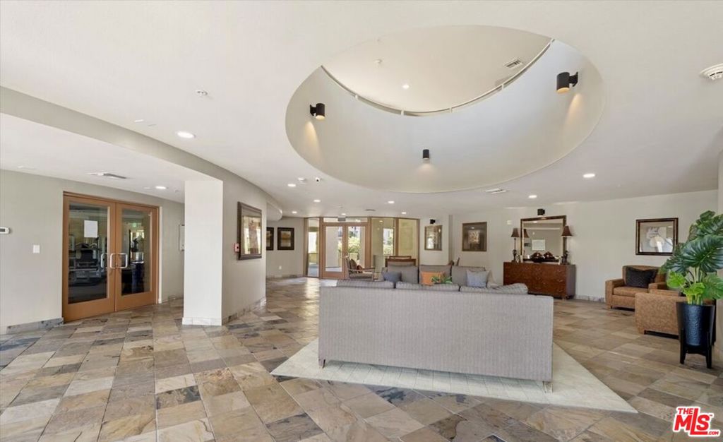 13200 Pacific Promenade 438 Property Photo 24