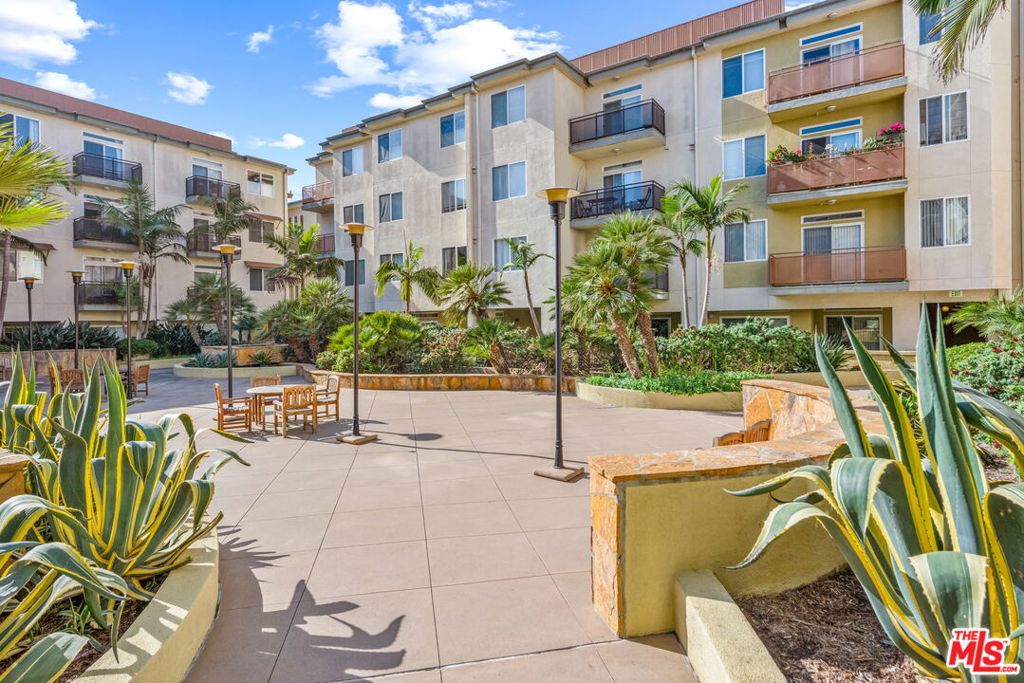 13200 Pacific Promenade 438 Property Photo 29