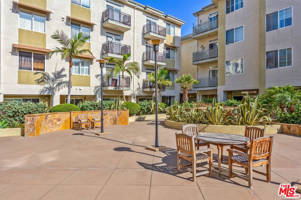 13200 Pacific Promenade 438 Property Photo 30