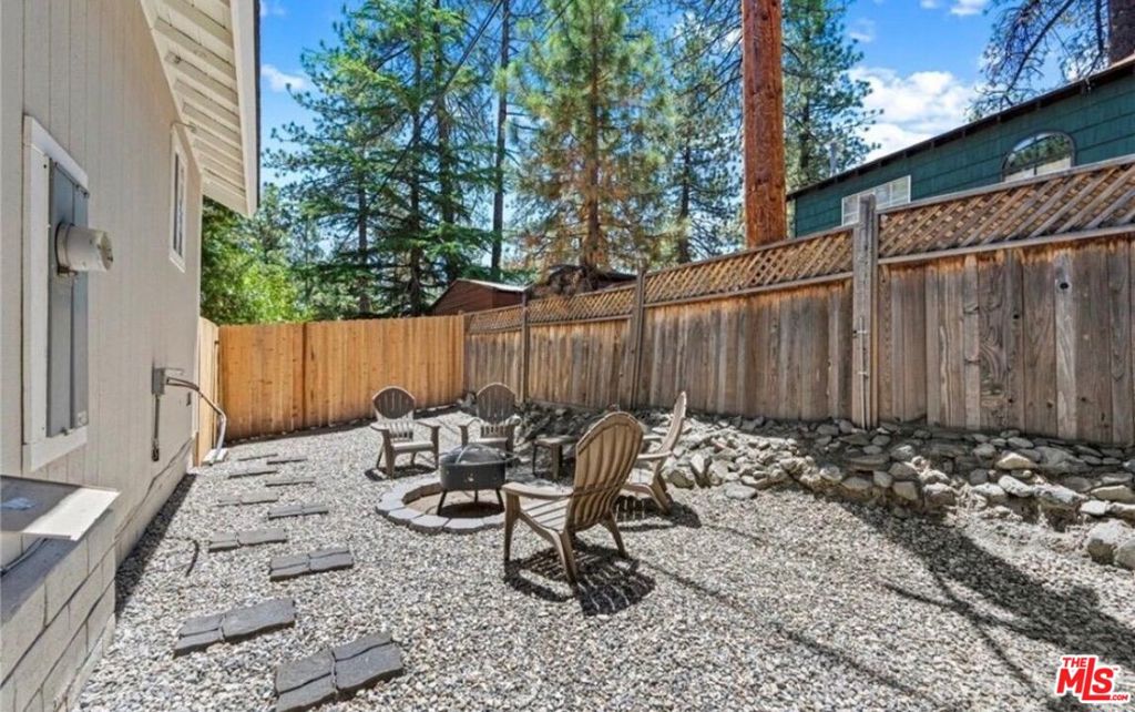 1713 Twin Lakes Road Property Photo 12