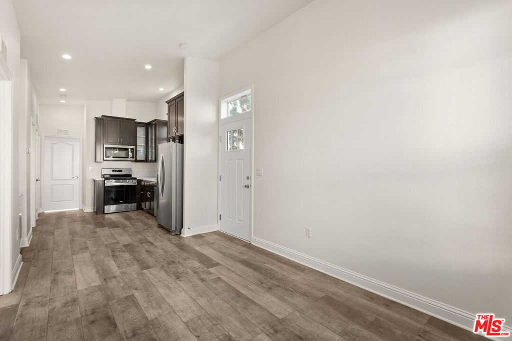 8250 Lankershim Boulevard 109 Property Photo 2