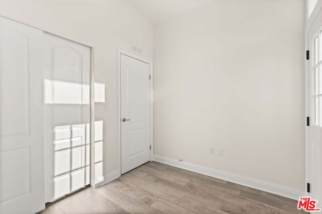 8250 Lankershim Boulevard 109 Property Photo 13