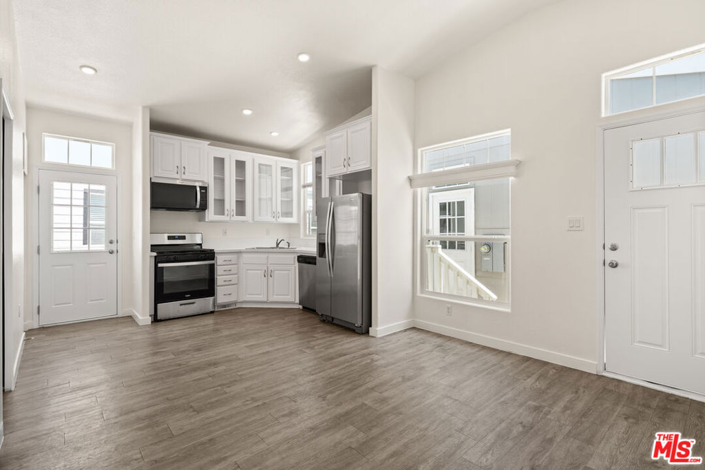 8250 Lankershim Boulevard 30 Property Photo 1