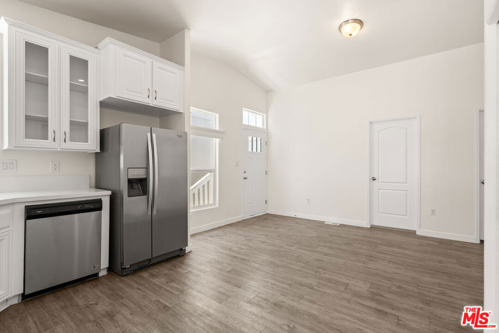 8250 Lankershim Boulevard 30 Property Photo 3