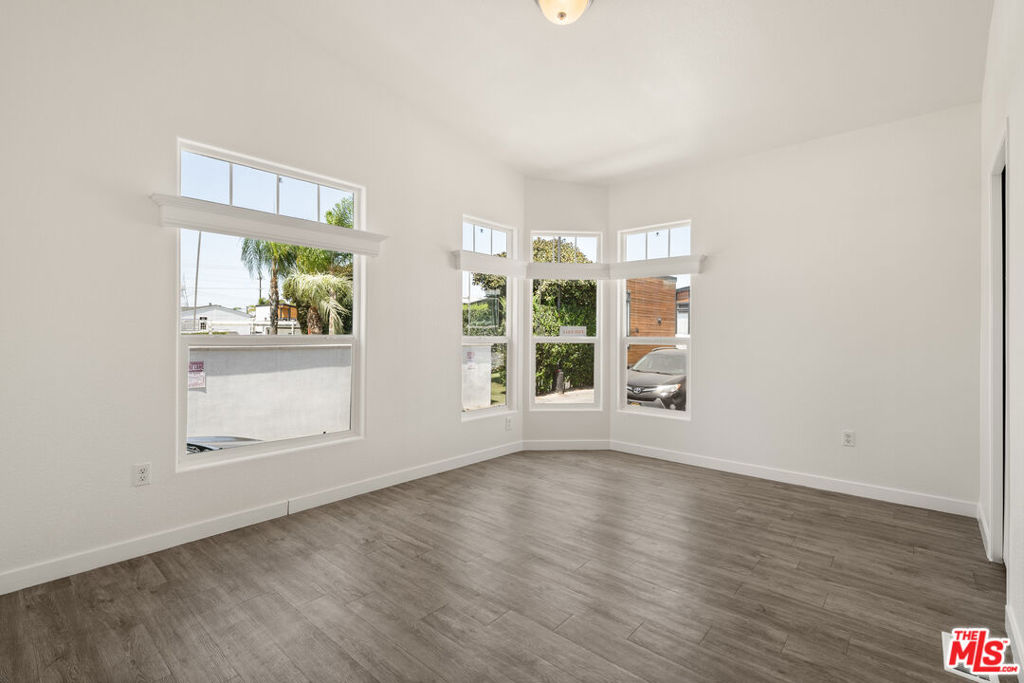 8250 Lankershim Boulevard 30 Property Photo 4