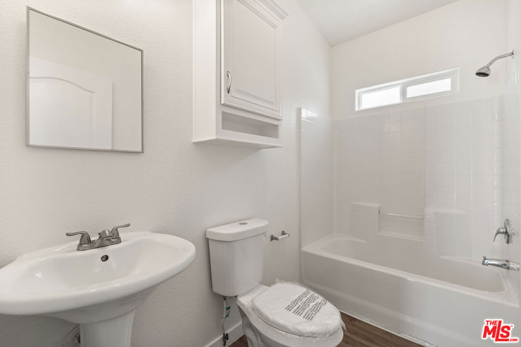 8250 Lankershim Boulevard 30 Property Photo 9