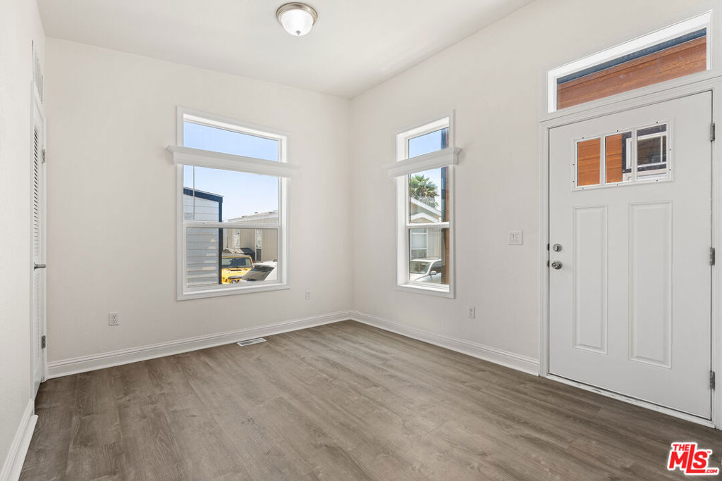 8250 Lankershim Boulevard 140 Property Photo 7