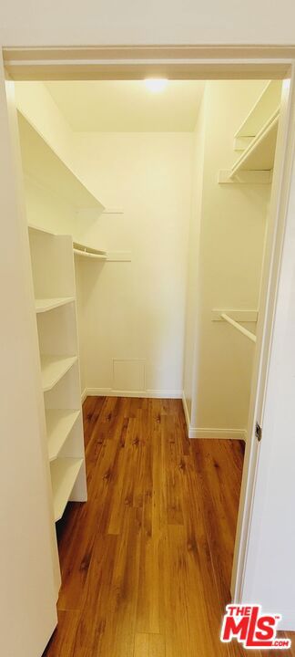 1031 N Crescent Heights 2e Property Photo 15
