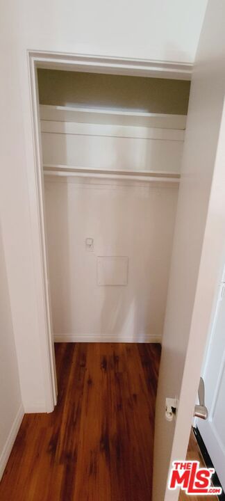 1031 N Crescent Heights 2e Property Photo 17