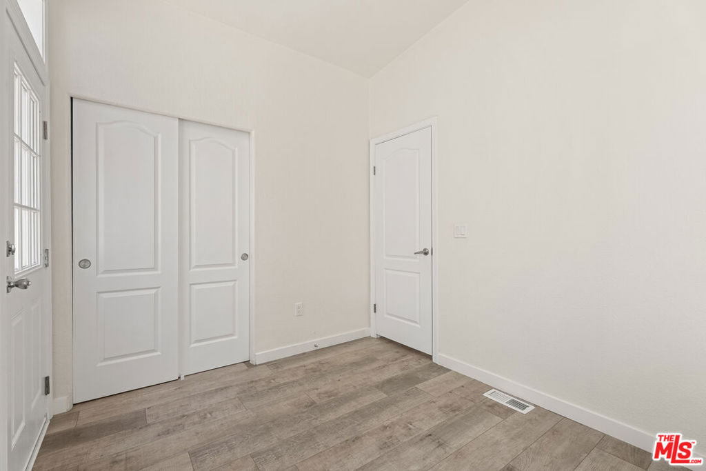 8250 Lankershim Boulevard 137 Property Photo 7