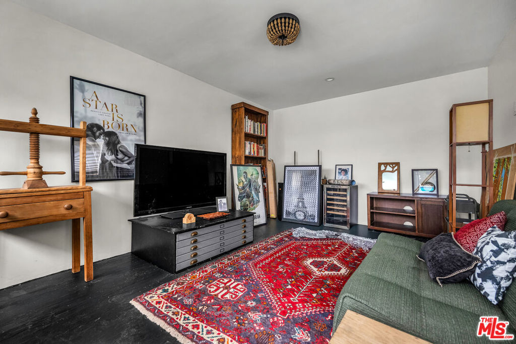 118 S Lamer Street Property Photo 30