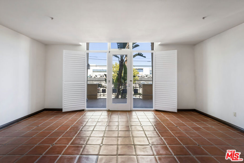 360 W Avenue 26 100 Property Photo 2
