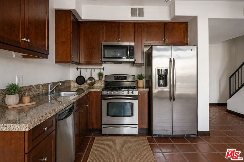 360 W Avenue 26 100 Property Photo 4