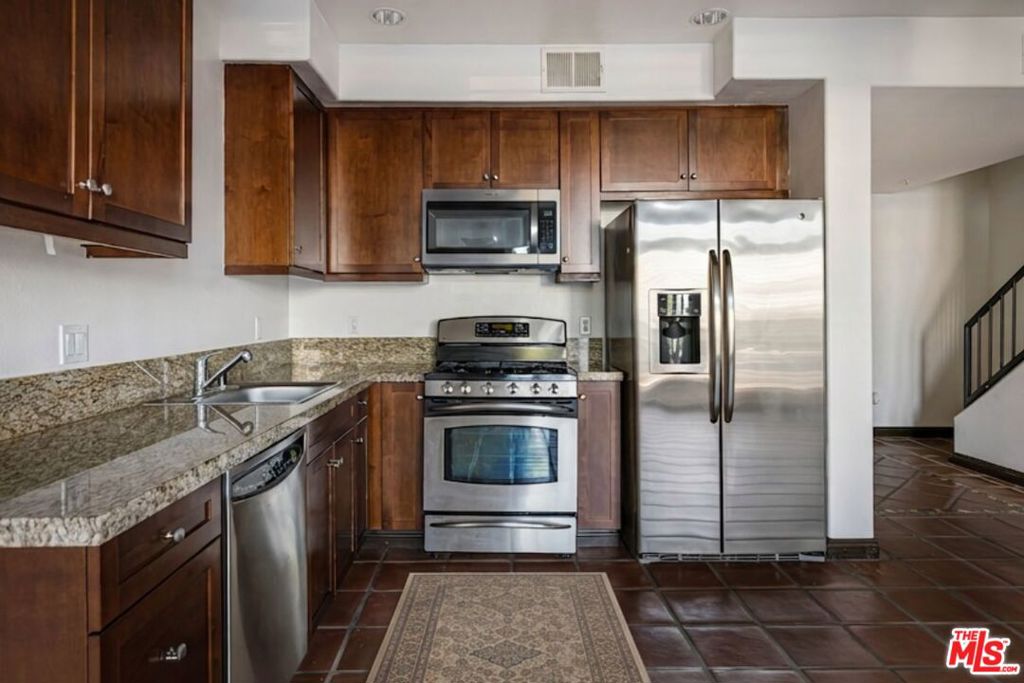 360 W Avenue 26 100 Property Photo 10