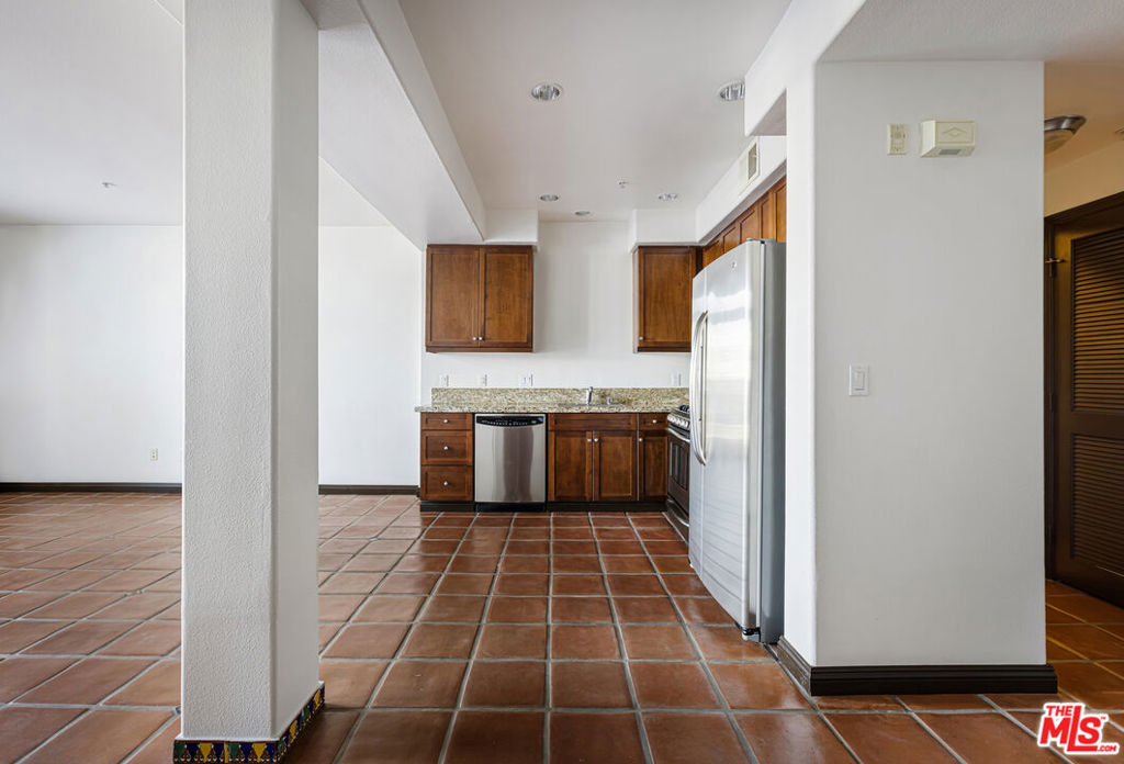 360 W Avenue 26 100 Property Photo 14