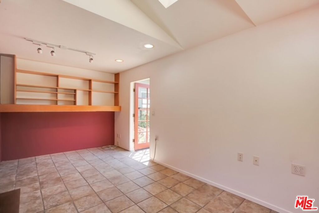 112 Crestview Lane Property Photo 16