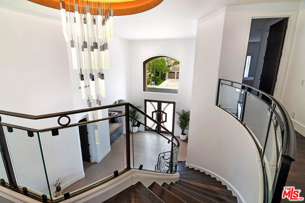 25522 Colette Way Property Photo 14